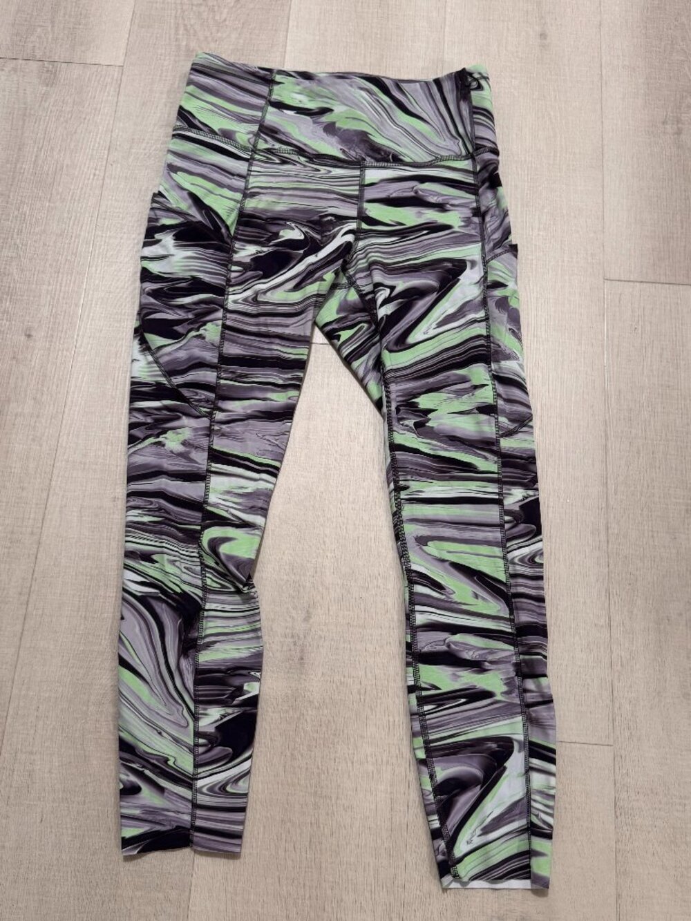 Lululemon Fast and Free High Rise Tight 25" Size 8